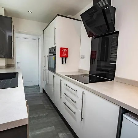 Roscoe House 4 Double Workstays Uk Video Tour Available * Middlesbrough