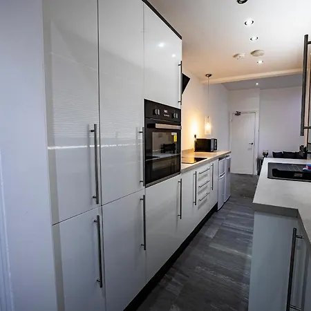 Roscoe House 4 Double Workstays Uk Video Tour Available Ferienhaus Middlesbrough
