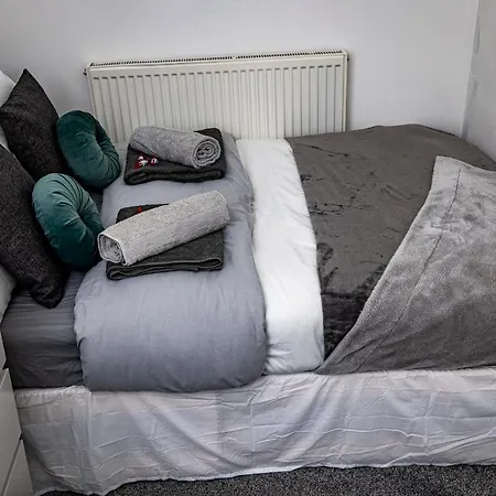 Roscoe House 4 Double Workstays Uk Video Tour Available Ferienhaus Middlesbrough